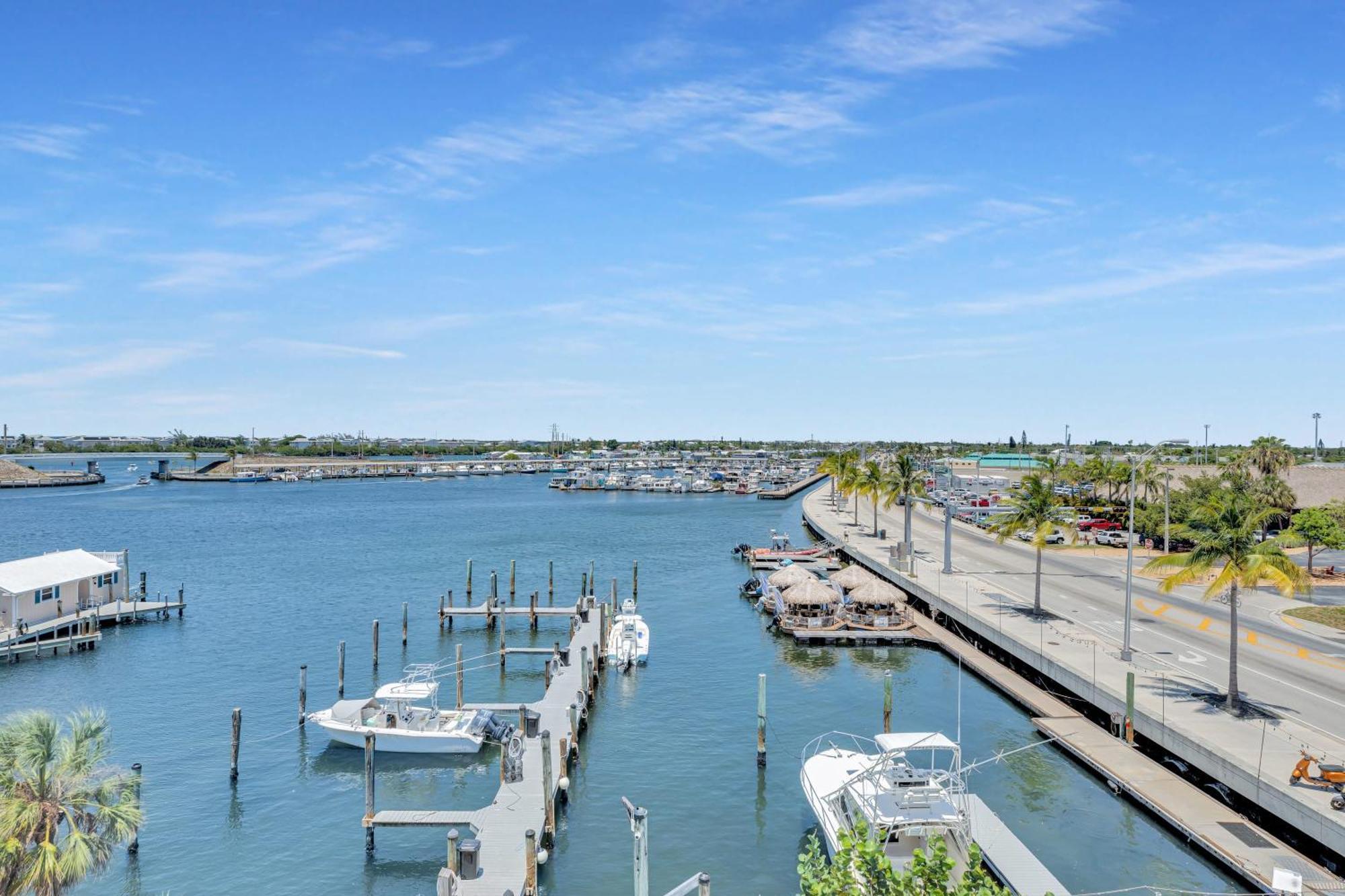 Сasa de vacaciones St Thomas - Waterfront Penthouse Sleeps 16 W Pool & Boat Dock