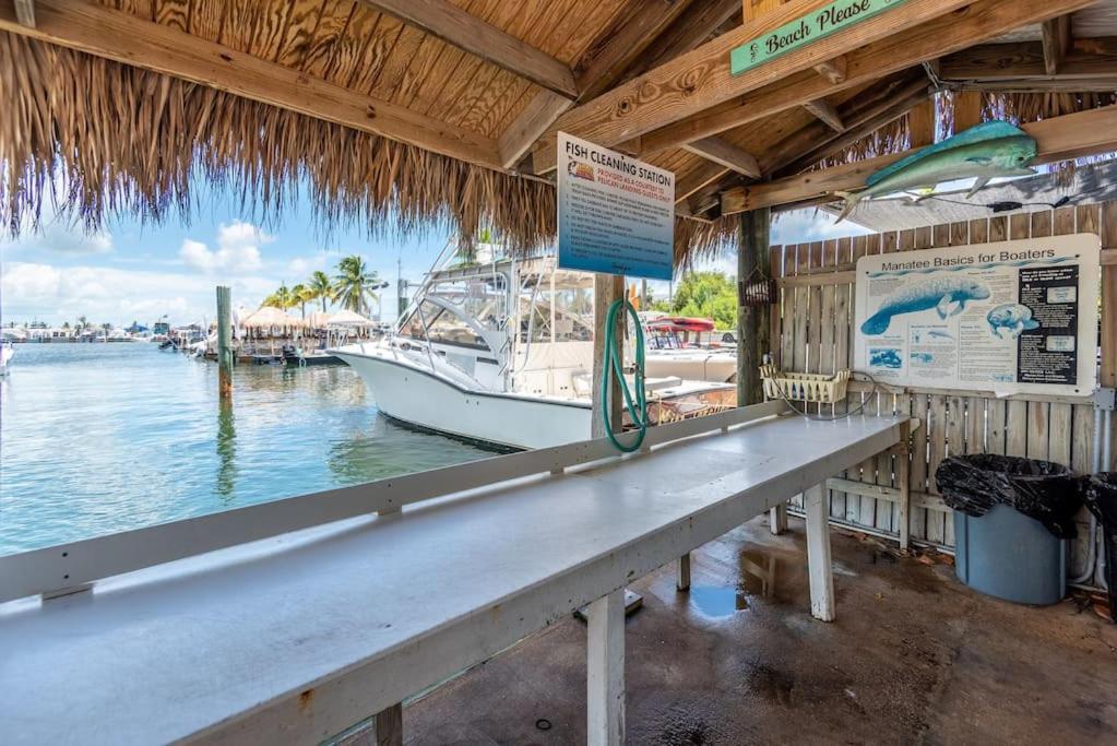 St Thomas - Waterfront Penthouse Sleeps 16 W Pool & Boat Dock Ferienhaus Key West