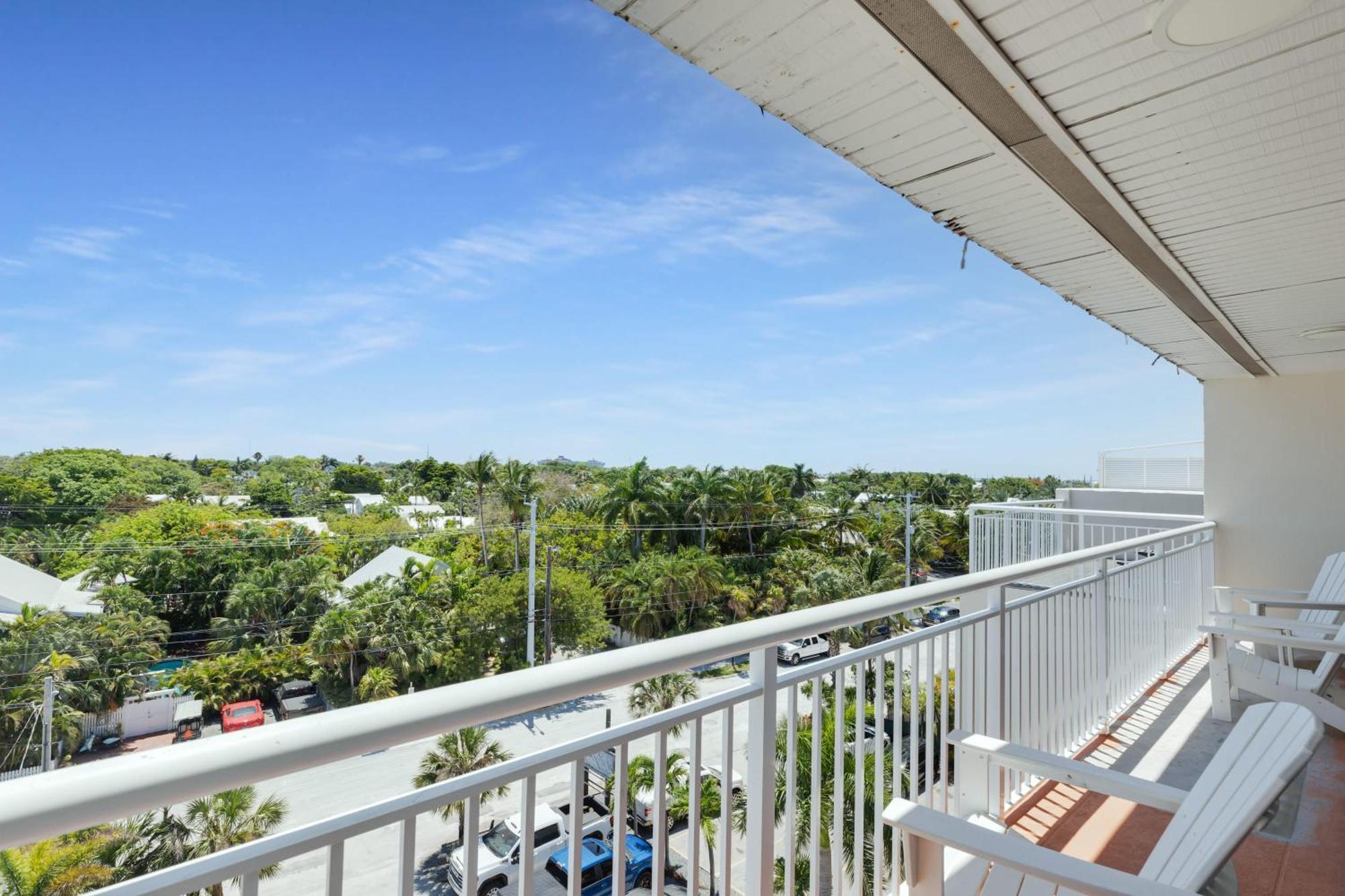 St Thomas - Waterfront Penthouse Sleeps 16 W Pool & Boat Dock Hébergement de vacances *